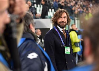 تقارير مكالمة بيرلو تربك حسابات نجم برشلونة بشأن البقاء أو الرحيل