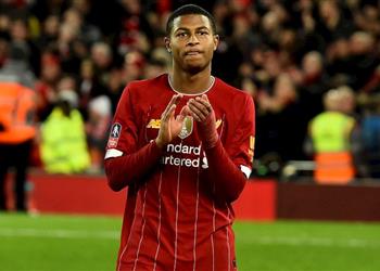 فيديو ريان بروستر يسجل هدف ليفربول الثالث أمام شتوتجارت