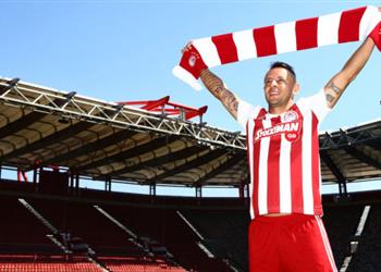 رافينيا يعود إلى أوروبا عبر بوابة أولمبياكوس