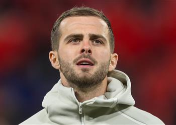 رسمي ا برشلونة يعلن إصابة بيانيتش بفيروس كورونا