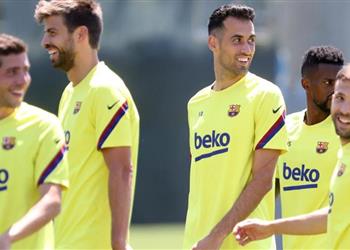 موندو برشلونة يتخذ قرار ا قاسي ا بشأن 4 لاعبين كبار