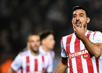 رسمي ا كوكا أفضل لاعب في الدوري اليوناني