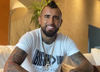 هل يقصد ميسي فيدال عندما تحاصر نمر ا لن يستسلم