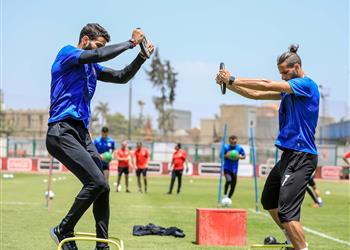 شريف إكرامي يرد على اتهامه بتحريض رمضان صبحي ضد الأهلي ويؤكد زمن التوقيع على بياض انتهى