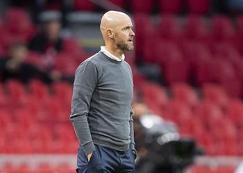 مدرب أياكس يوضح حالة بليند بعد سقوطه المرعب أمام هرتا برلين