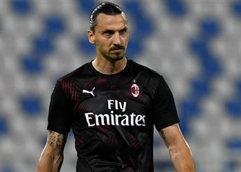 إبراهيموفيتش يقترب من تجديد عقده مع ميلان