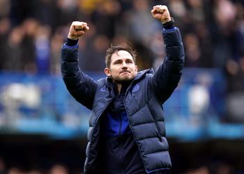 لامبارد يخطط لمنح صفقة تشيلسي المنتظرة شارة قيادة الفريق