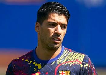 برشلونة يتواصل مع مهاجم جديد لخلافة سواريز