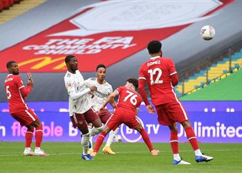 فيديو أوباميانج يسجل هدف آرسنال الأول أمام ليفربول في الدرع الخيرية