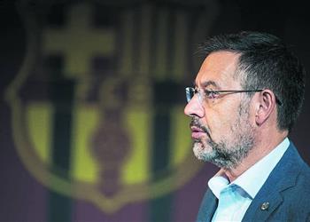 تقارير برشلونة يفتح باب الرحيل أمام ميسي في حالة واحدة