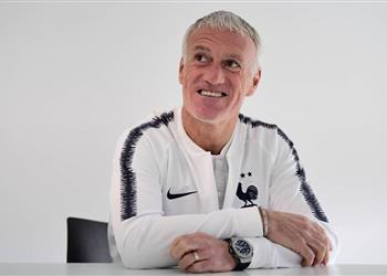 ديشامب أمور جريزمان المعقدة في برشلونة لن تفقده مكانه مع فرنسا