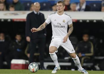 زيدان أفتخر بتدريب كروس بجوار راموس ورونالدو وبيل