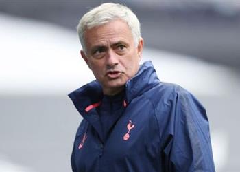 تقارير توتنهام يستهدف جوهرة برشلونة