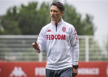 مدرب موناكو يغلق الباب أمام ريال مدريد ومانشستر يونايتد بشأن رحيل مدافعه