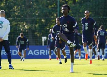 بعد بوجبا وعوار إصابة حارس فرنسا بكورونا قبل مواجهتي كرواتيا والسويد بالأمم الأوروبية