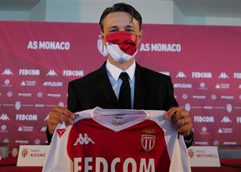 ليكيب اشتباه في إصابة مدرب موناكو بفيروس كورونا