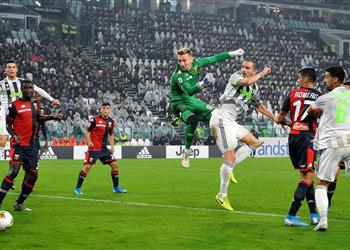 يوفنتوس يعلن انتقال مدافعه إلى أتلانتا