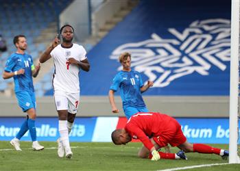 ستيرلينج خضنا مباراة صعبة أمام أيسلندا والحظ ساندنا