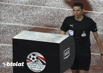 سمير عثمان جهاد جريشة كان بإمكانه الاستعانة بمساعديه لمعرفة صحة هدف وادي دجلة