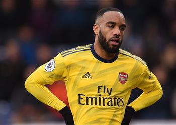 لاكازيت يلمح إلى مستقبله مع آرسنال