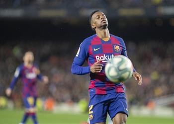 برشلونة يفتح الباب أمام رحيل سيميدو ومانشستر سيتي الأقرب لضمه