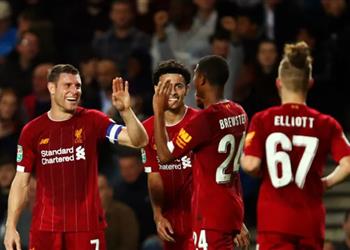 أستون فيلا يطارد نجم ليفربول الواعد