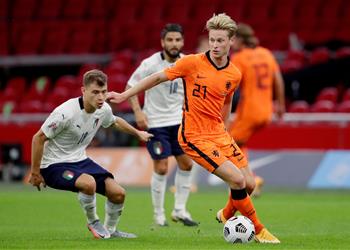 فيديو إيطاليا تهزم هولندا في عقر دارها وتتصدر مجموعتها بدوري أمم أوروبا