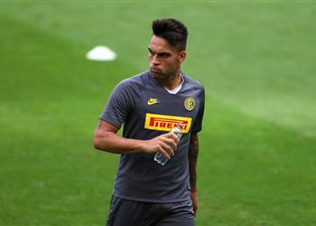 إنتر ميلان يتحرك للقضاء على آمال برشلونة في ضم لاوتارو مارتينيز