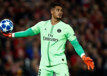 آرسنال يقترب من ضم حارس باريس سان جيرمان
