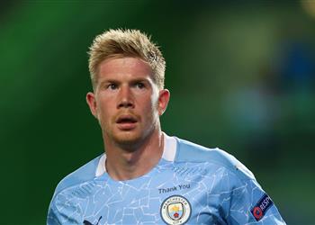 دي بروين من الغريب كوني أول لاعب من مانشستر سيتي يفوز بجائزة الأفضل في البريميرليج