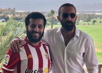 العاصي يكشف حقيقة مفاوضات ألميريا مع رمضان صبحي وتريزيجيه ويؤكد لا نفكر في الاستثمار بالدوري المصري