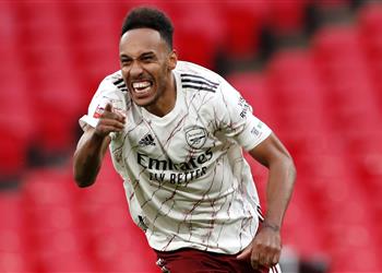 ليون جوارديولا مهتم بـ عوار وأوباميانج قد يساعدنا على بيعه