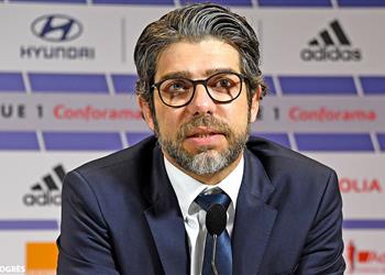 جونينيو يوضح هل يعود أومتيتي ولاكازيت إلى ليون