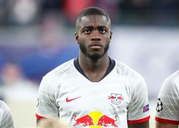 مدرب لايبزيج يحسم مستقبل أوباميكانو بعد اهتمام مانشستر يونايتد