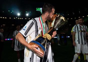 صورة برشلونة يعلن وصول بيانيتش