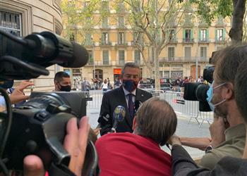 نائب برشلونة لا نخشى حملة سحب الثقة وكنا نشك في بقاء ميسي