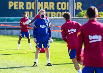 صفقة برشلونة الجديدة تظهر في التدريبات وغياب بيانيتش
