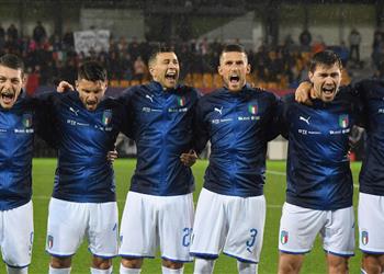 مدافع منتخب إيطاليا يجتاز الفحص الطبي في باريس سان جيرمان