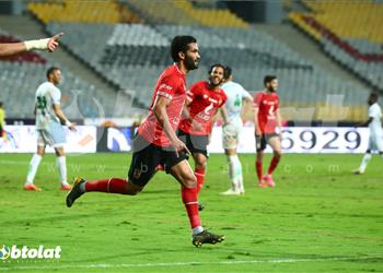 الأهلي يكلف محاميه بمتابعة أزمة صالح جمعة