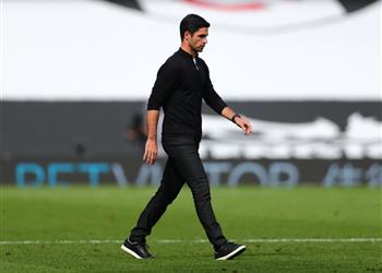 أرتيتا يصف محمد النني بالاستثنائي بعد أدائه أمام فولهام