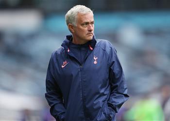 رقم سلبي لأول مرة في مسيرة مورينيو بعد خسارة توتنهام أمام إيفرتون