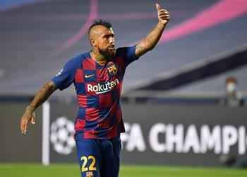 مدير برشلونة أشكر فيدال ونريد ضم لاعب مانشستر سيتي