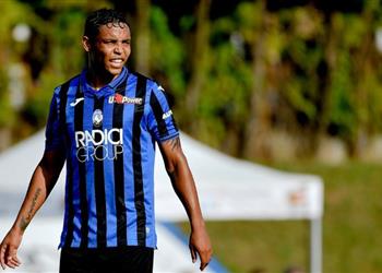 مهاجم أتلانتا يحذر يوفنتوس قبل انطلاق الدوري الإيطالي