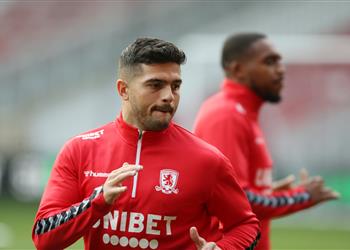 سام مرسي يودع كأس كاراباو أمام بارنسلي بعد خسارة ميدلسبره بثنائية