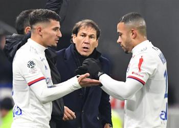 جونينيو يكشف آخر التطورات بشأن مستقبل ديباي وعوار