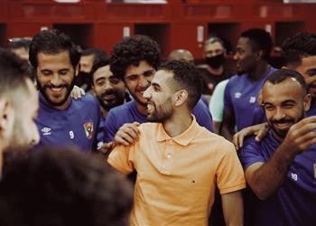 الأهلي يعلن سفر مؤمن زكريا لاستكمال رحلة علاجه