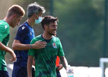 صور ديفيد سيلفا يعود لتدريبات سوسيداد قبل أيام من مباراة ريال مدريد