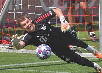 ألكسندر نوبل نوير سأحاول التحلي بالصبر لأطول فترة ممكنة