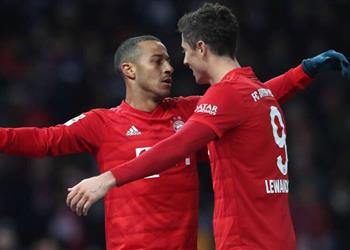 ليفاندوفسكي يودع تياجو قبل الرحيل إلى ليفربول