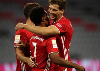 فيديو ثمانية جديدة بايرن ميونخ يكتسح شالكه في أولى مبارياته بالدوري الألماني